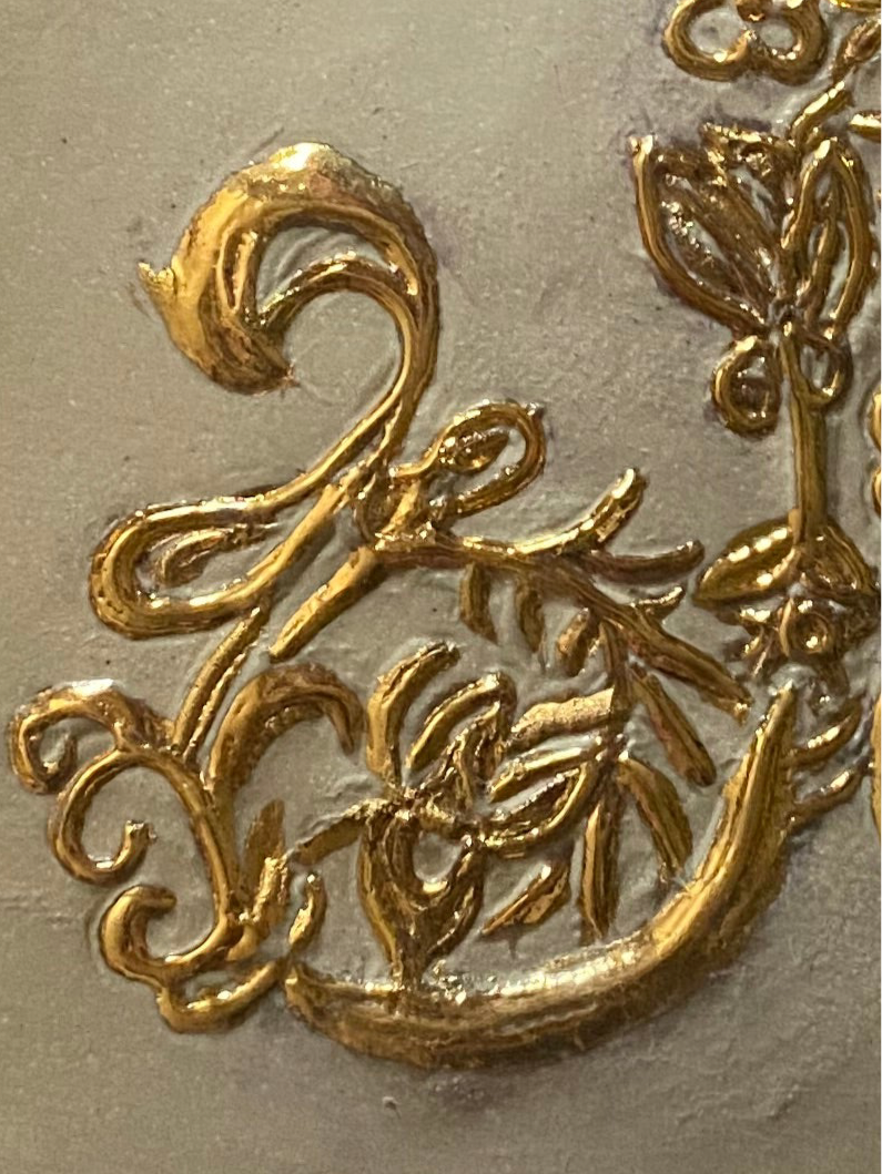 Alphabetical plate