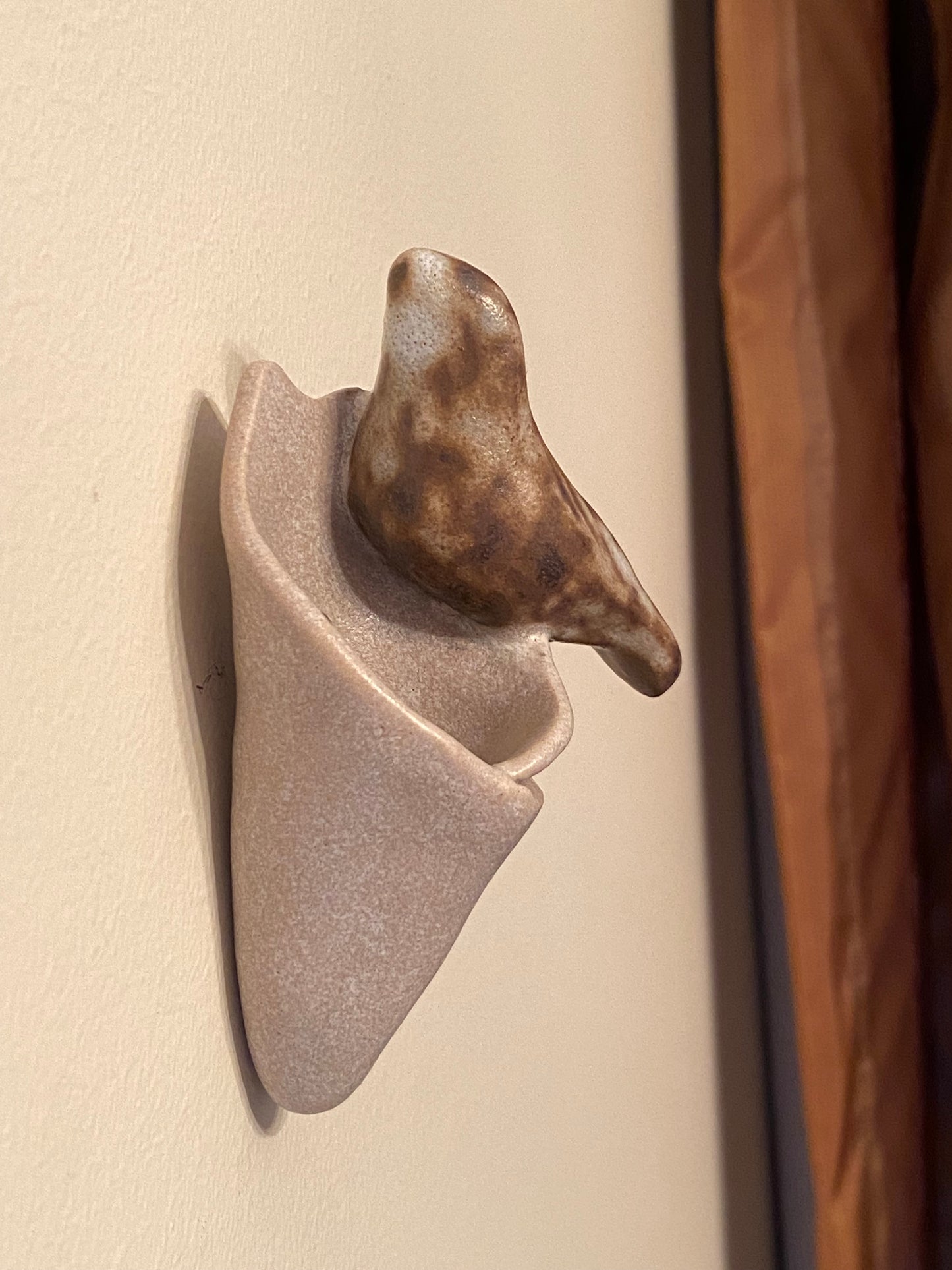 Wall pocket