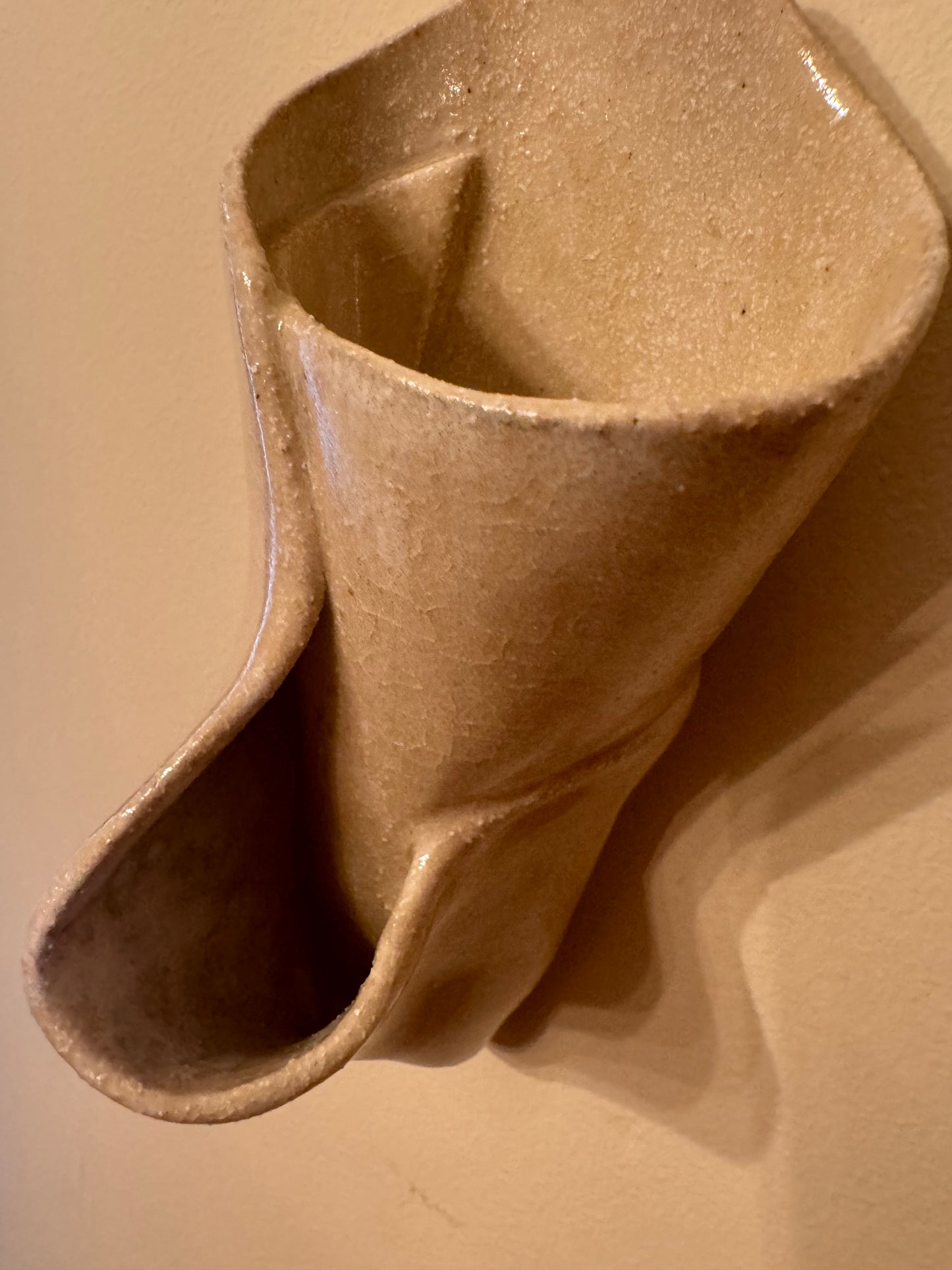 Wall pocket