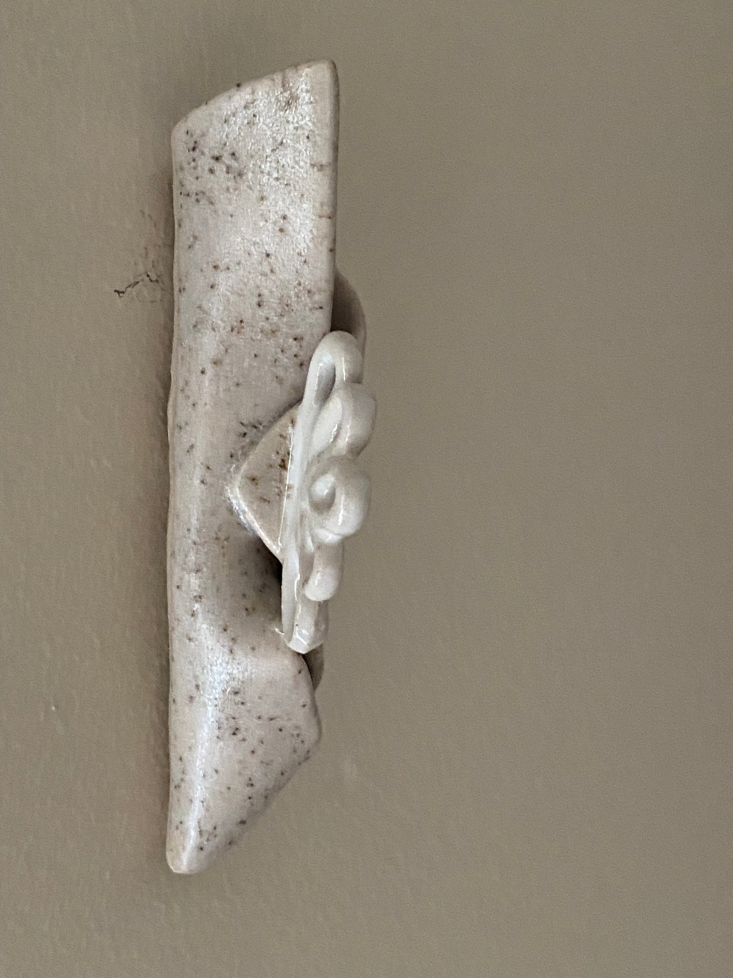 Wall pocket