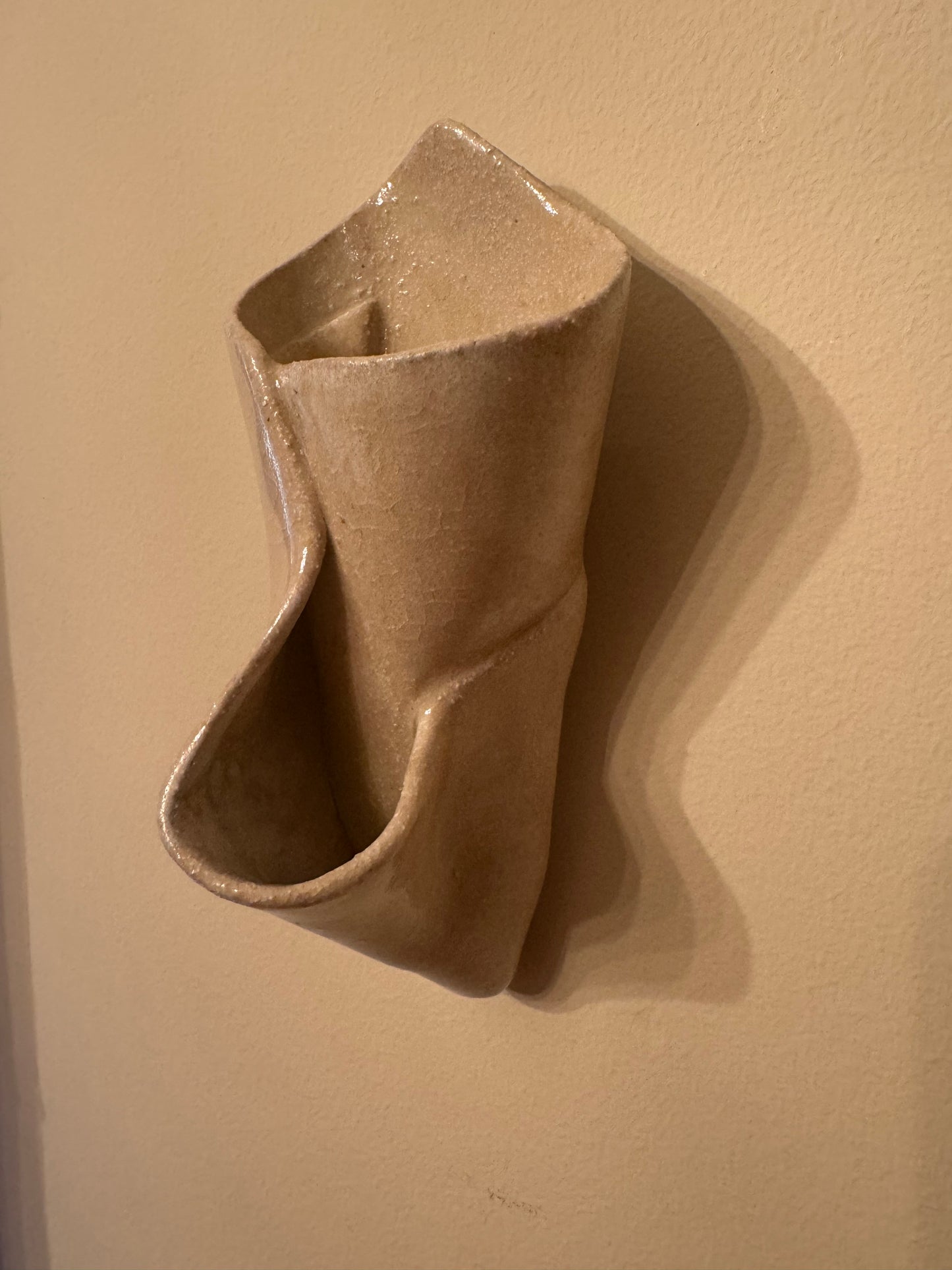 Wall pocket